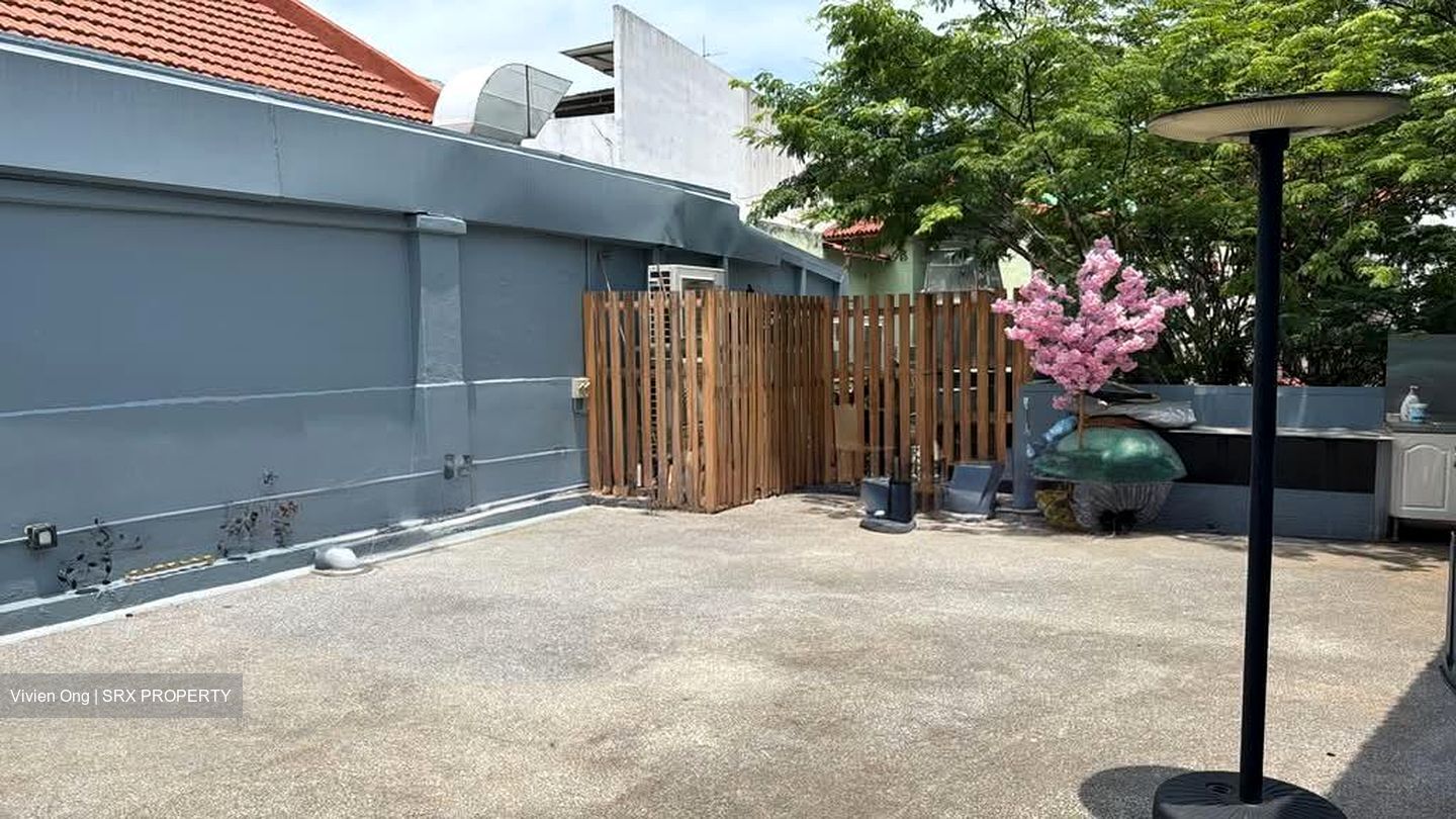 Veerasamy Road (D8), Shop House #568047771